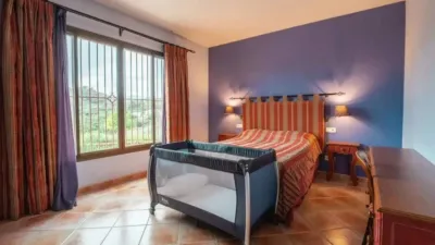 Chalet on Calle de la Romera photo 8