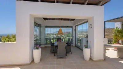 Penthouse on Calle García Lorca photo 21