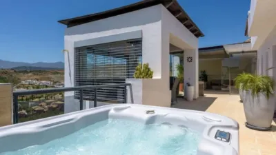 Penthouse on Calle García Lorca photo 24