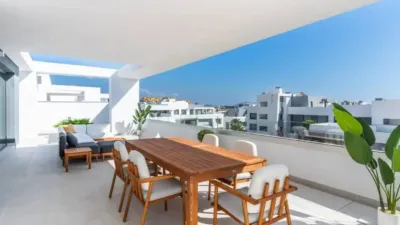 Penthouse on N-A Street, -1 photo 3