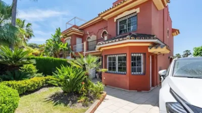 Chalet on Calle Nueva Atalaya photo 3