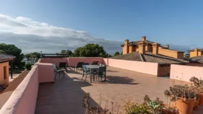 Penthouse on Calle de la Rosa photo 21