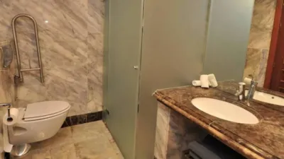 Penthouse on N-A Street, -1 photo 17