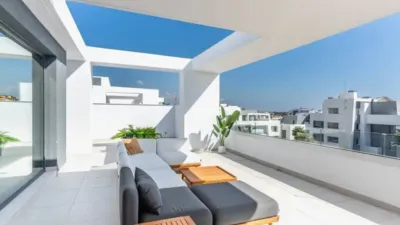 Penthouse on N-A Street, -1 photo 12
