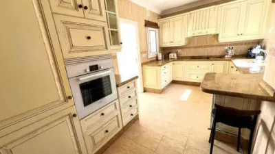 Chalet on Avenida de Benamara photo 7