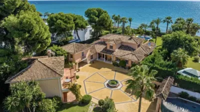 Chalet on Avenida de la Playa photo 3