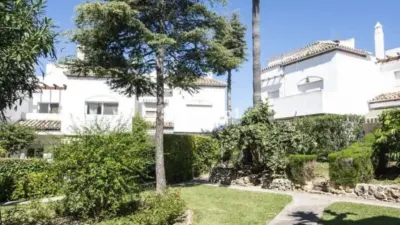 Chalet on Calle de Cádiz photo 30