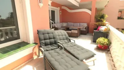 Apartment on Avenida del Rhin photo 26