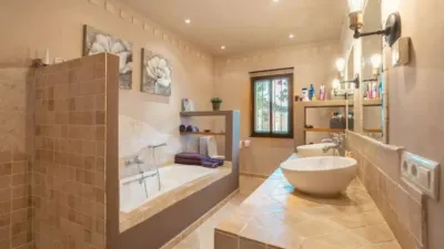 Chalet on Calle de la Romera photo 13
