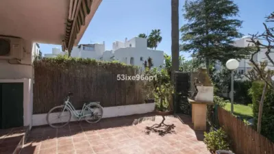 Chalet on Calle de Cádiz photo 21