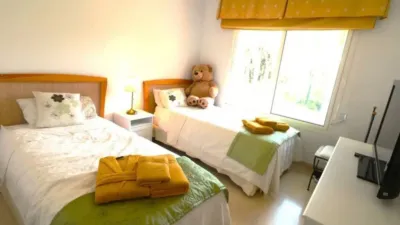 Apartment on Avenida del Rhin photo 14