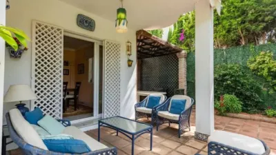 Chalet on Avenida del Coral photo 5