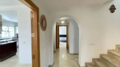 Chalet on Avenida del Carmen photo 6