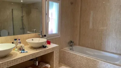 Chalet en Altos de Estepona photo 9