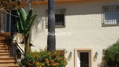 Chalet on Avenida de las Palmeras photo 8