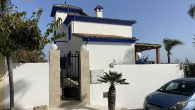 Chalet on Avenida del Carmen photo 4