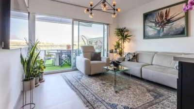 Apartment on Islas Bermudas Street photo 3
