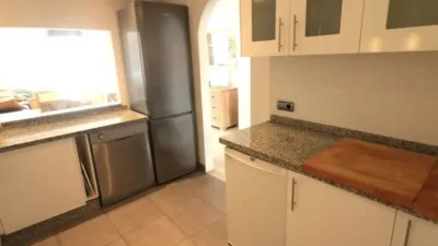 Apartment on Avenida del Rhin photo 11