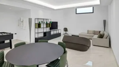 Apartment on N-A Street, -1 photo 9
