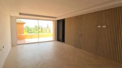 Top-floor apartment on Calle del Rubí photo 21