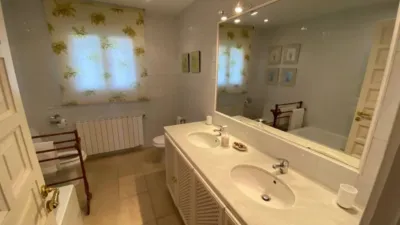 Chalet on N-A Street, -1 photo 9