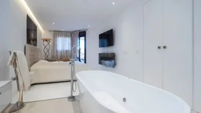 Duplex penthouse on N-A Street, -1 photo 10