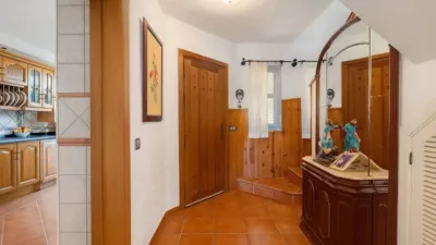 Chalet on Avenida de las Golondrinas photo 7