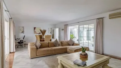 Chalet on Avenida de Benamara photo 8