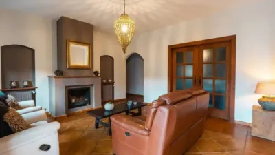 Chalet on Calle de la Romera photo 3