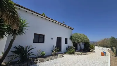Chalet in Monda photo 24