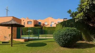 Chalet on Avenida de las Golondrinas photo 20