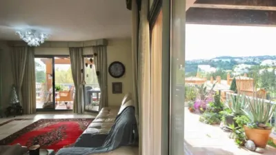 Penthouse on Carretera A Benahavis photo 4