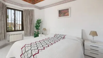 Chalet on Calle Nueva Atalaya photo 9