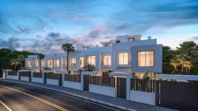 Chalet on Urbanizacion Playa de Guadalobon Street, 9 photo 7