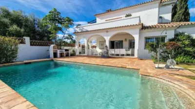 Chalet on Calle del Azahar photo 20