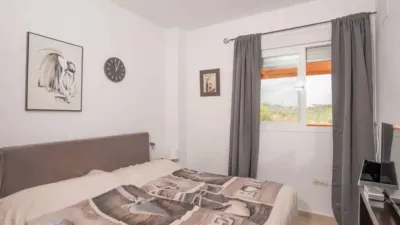 Penthouse in Urbanización Bahía Casares photo 11