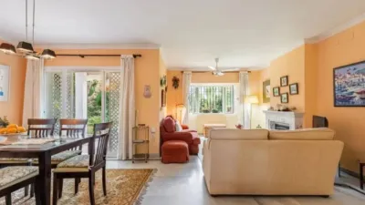 Chalet on Avenida del Coral photo 9