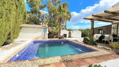 Chalet on Avenida Parque Selwo photo 25