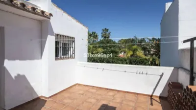 Chalet on Calle de Cádiz photo 23