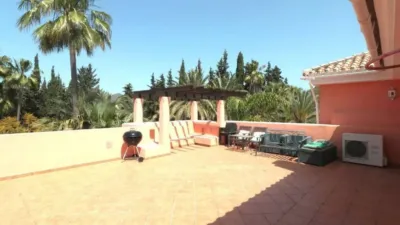 Apartment on Avenida del Rhin photo 27