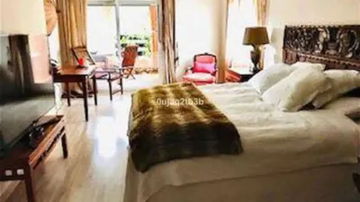 Apartment in Alhambra del Golf Urbanisation photo 8