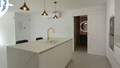Apartment in Centre photo 10