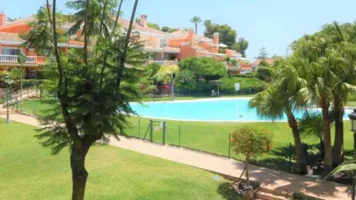 Apartment on Avenida del Rhin photo 32