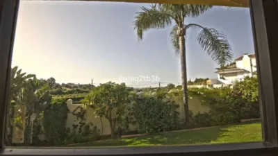 Chalet on Avenida de las Palmeras photo 6