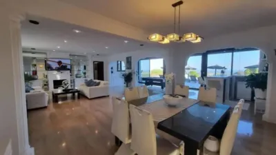 Chalet on Calle del Peral photo 4