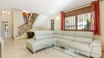 Chalet on N-A Street, -1 photo 3