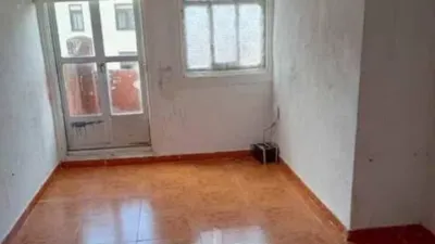 Apartment in El Alisal-Cazoña photo 4