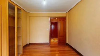Apartment in Alonsotegui photo 10