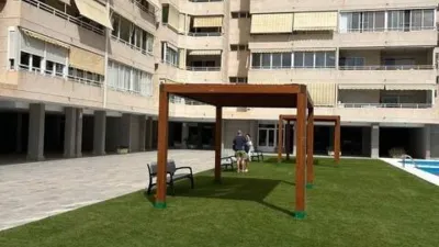 Apartment on Avenida de la Deportista Miriam Blasco photo 25