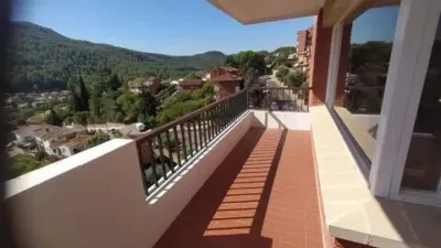 Apartment in Corbera de Llobregat photo 8